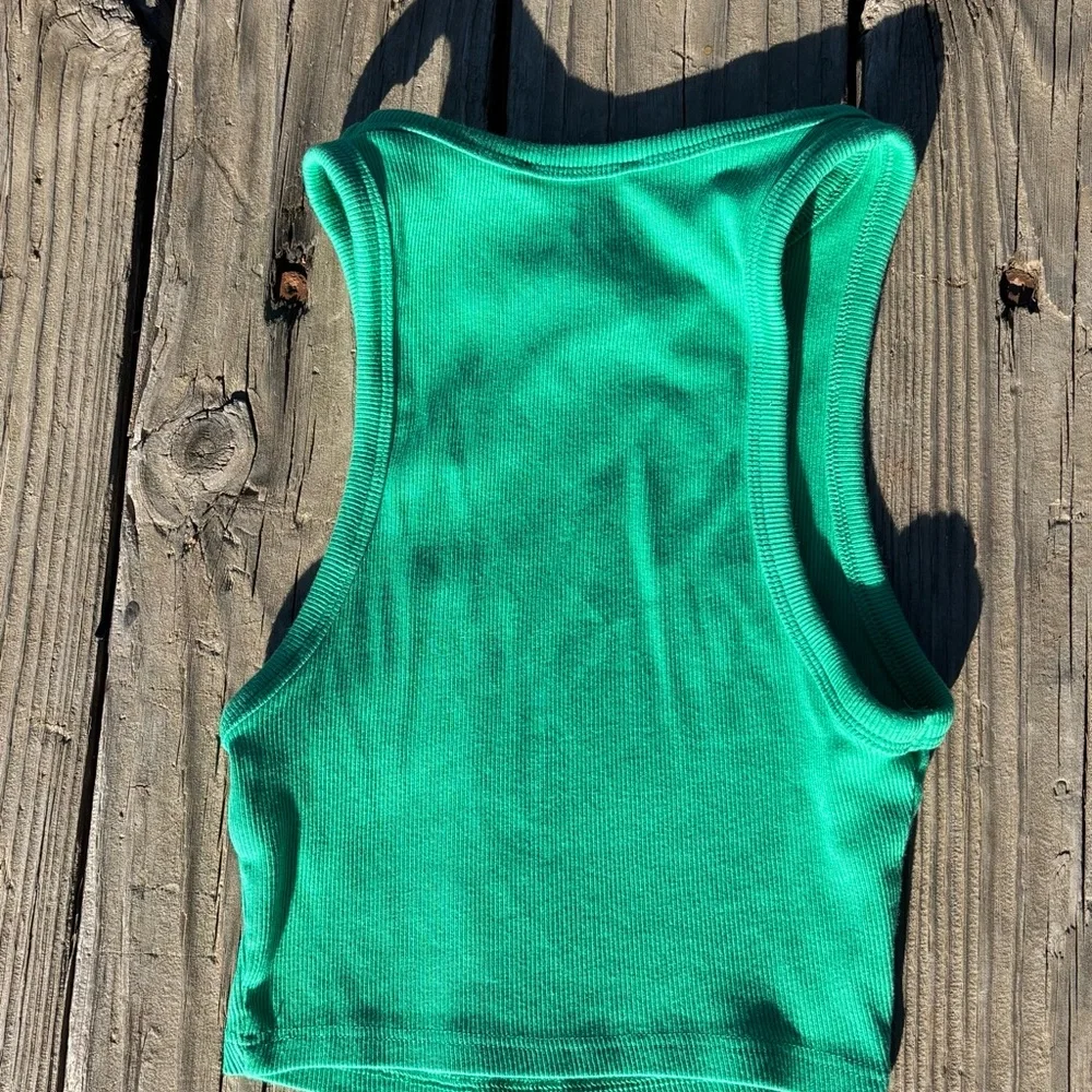 Zara Green Ribbed Cropped Tank - Picture 4 of 6